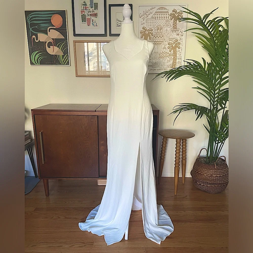 Lulu’s Eternal Adoration White Maxi Dress, size M - Picture 3 of 7